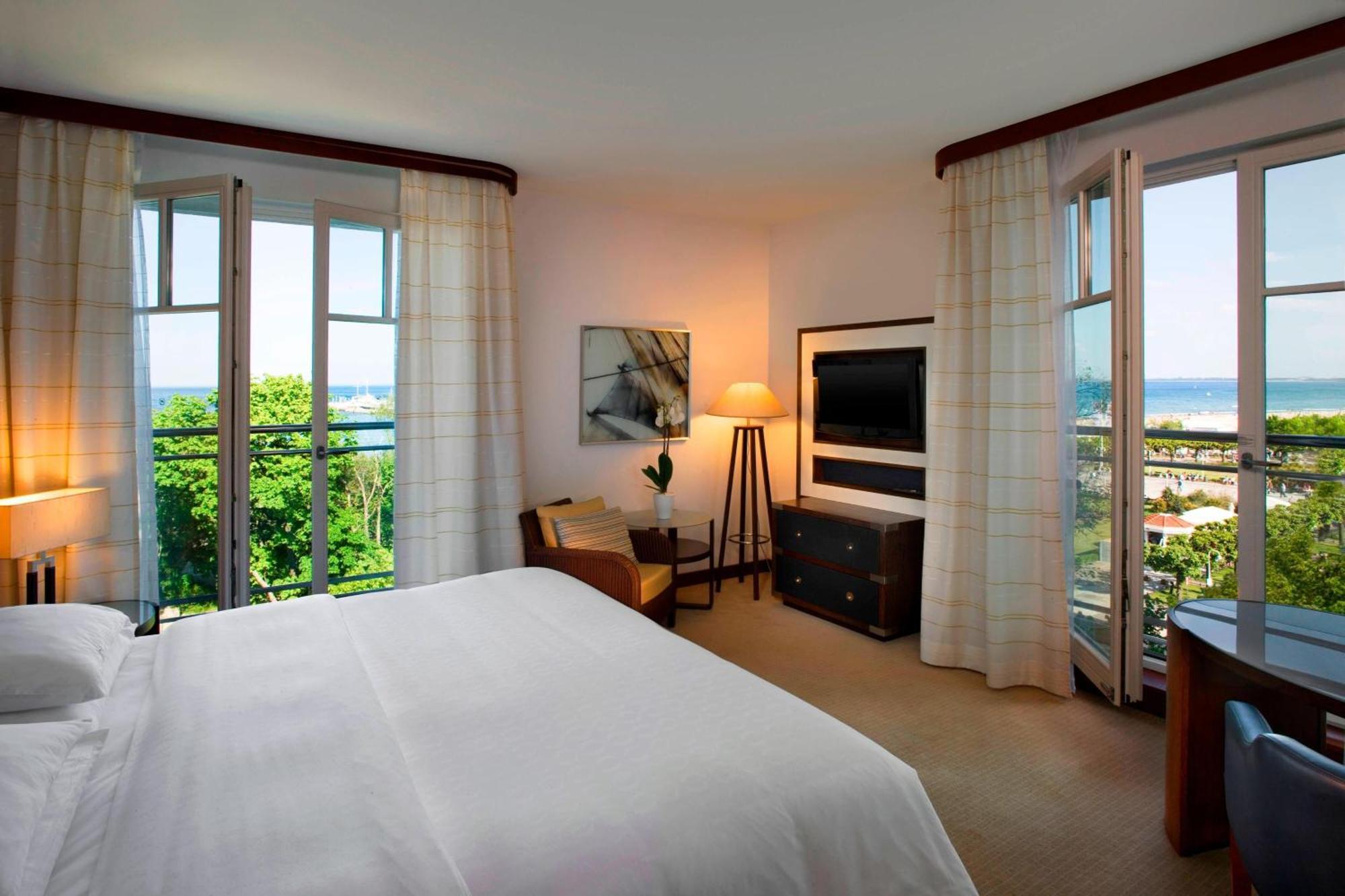 Premium Guest room 1 King Sea view